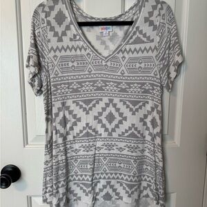 LuLaRoe Christy T Aztec Geometric Gray V-Neck Tee